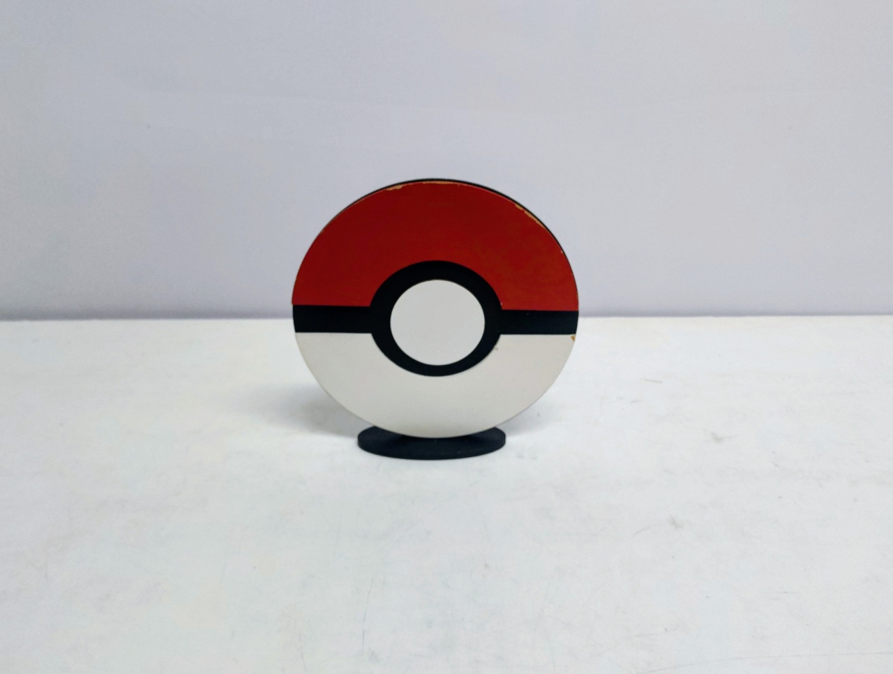 Totem Pokebola (Pokemon) 23Cm Alt X 12Cm Larg  - BB Festas Aluguel 