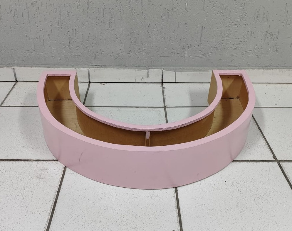 Jardinheira Rosa 85Cm X 55Cm  - BB Festas Aluguel 