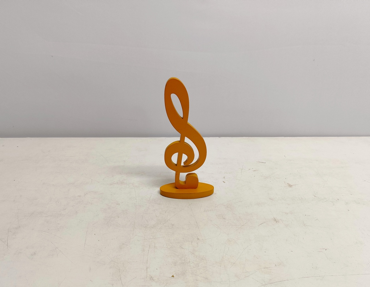 Totem Nota Musical Clave de Sol Mostarda  - BB Festas Aluguel 