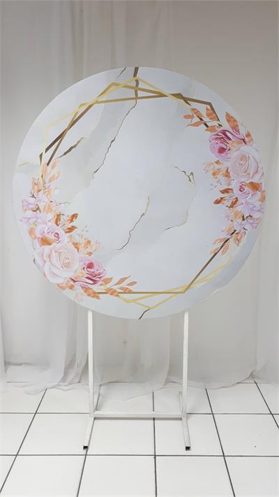 Painel Sublimado Redonda Rosas Fundo Branco Com Dourada 1,30Cm - BB Festas Aluguel 