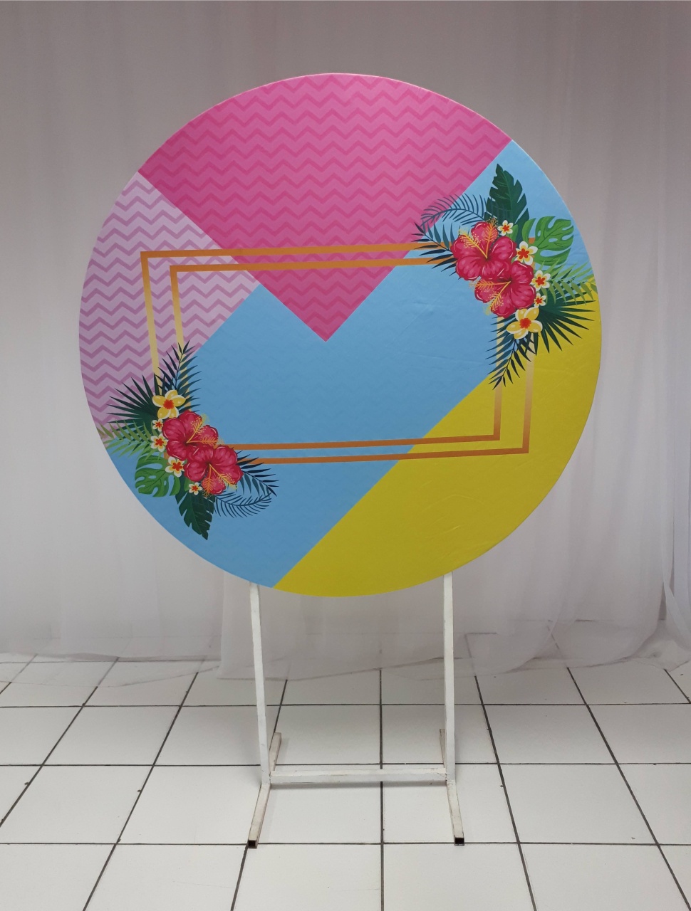 Painel Sublimado Redondo Fundo Colorido Com Flores 1,30Cm - BB Festas Aluguel 