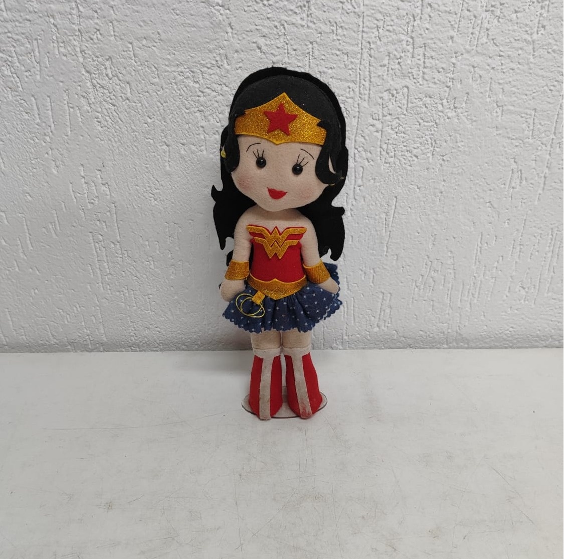 Feltro Mulher Maravilha (Herois) - BB Festas Aluguel 