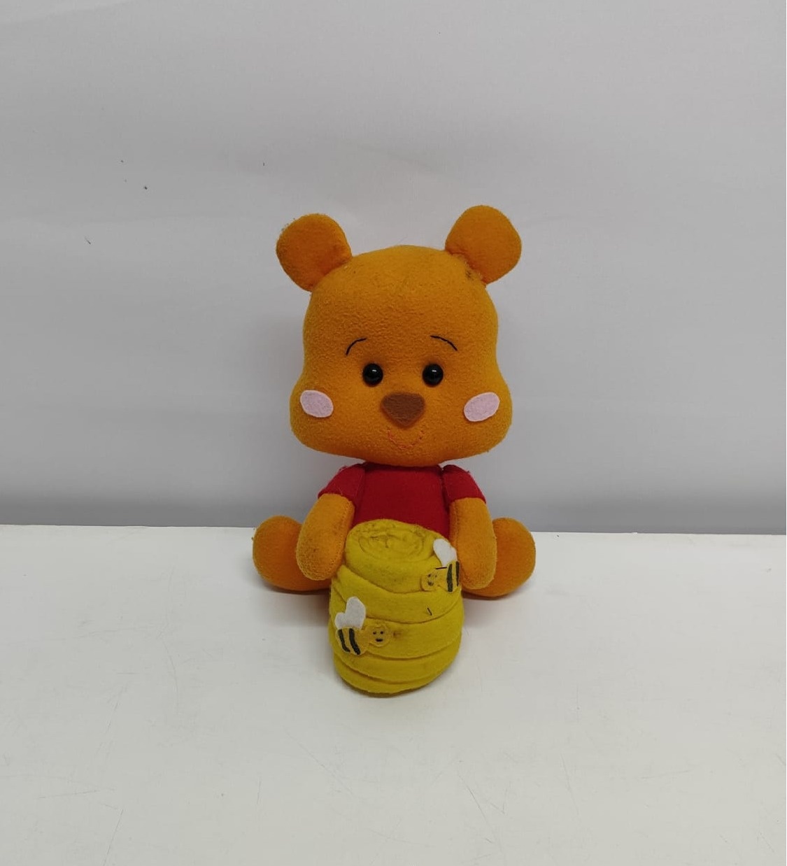 Feltro Ursinho Pooh  - BB Festas Aluguel 
