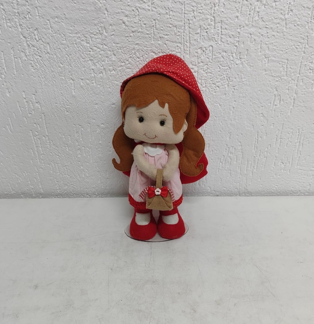 Feltro Chapeuzinho Vermelho - BB Festas Aluguel 