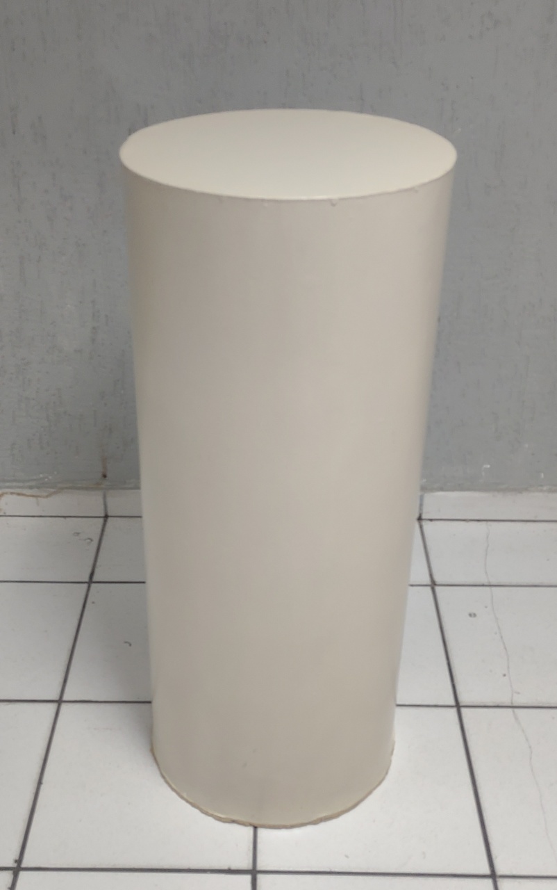 Cilindro Mdf Alto Fino Bege 1M Alt X 40Cm Diametro  - BB Festas Aluguel 