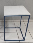 Cubo Vazado M Ferro Azul Escuro + Tampo Rústico/Branco 70Cm X 50Cm X 50Cm  - imagem 2