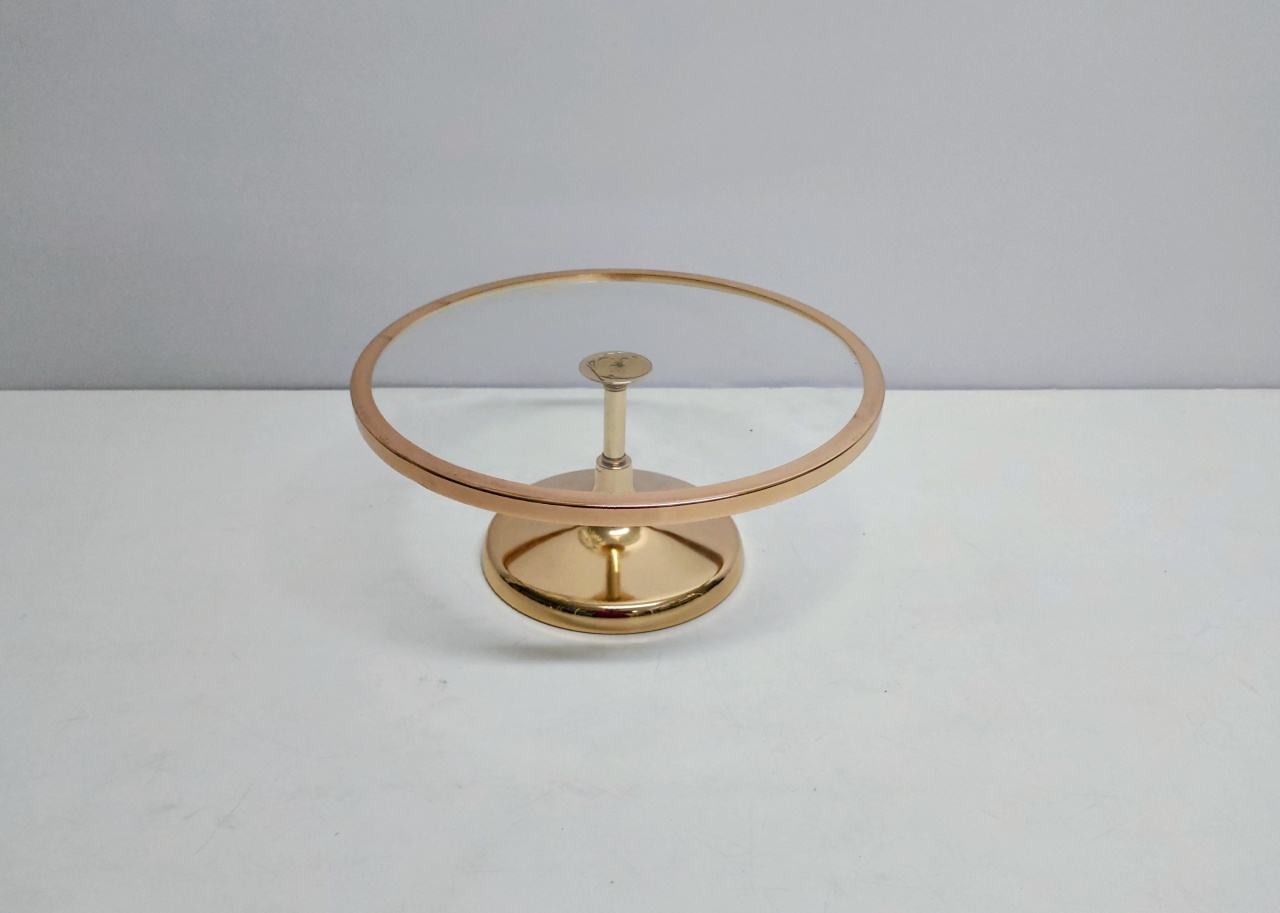 Porta Doce Dourada Luxo Base Metal Com Espelho 13Cm Alt X 28Cm Diametro  - BB Festas Aluguel 