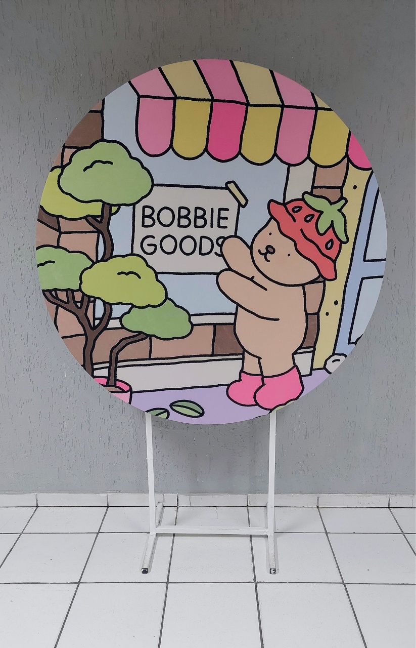 Painel Bobbie Goods 1,30M (Bb Festas) - BB Festas Aluguel 