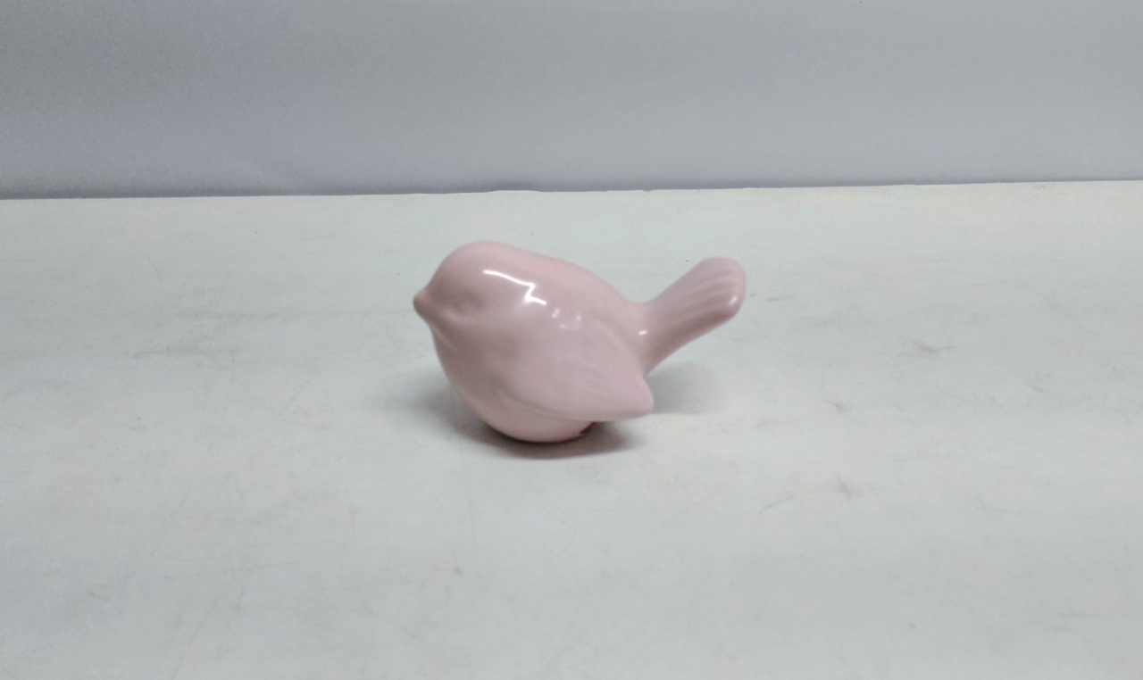 Passáro Louça Rosa Claro 7Cm Alt X 7Cm Larg X 12 Cm Comp - BB Festas Aluguel 