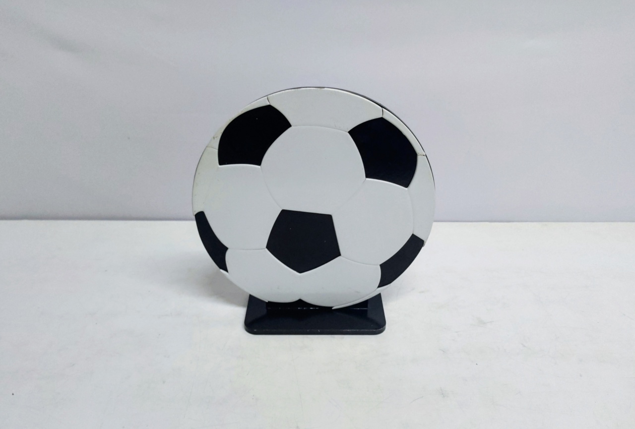 Totem Bola de Futebol 25Cm Alt X 24Cm Larg  - BB Festas Aluguel 