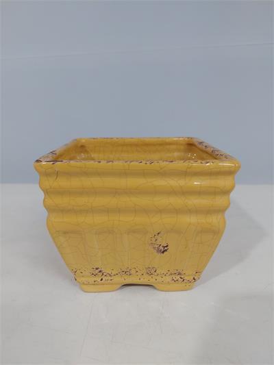 Cachepo Quadrado M Amarelo Envelhecido Alt11Cm 13Cm X 13Cm - BB Festas Aluguel 