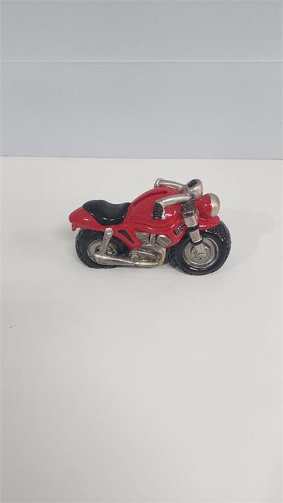 Moto Louça Vermelha 12Cm X 8Cm - BB Festas Aluguel 