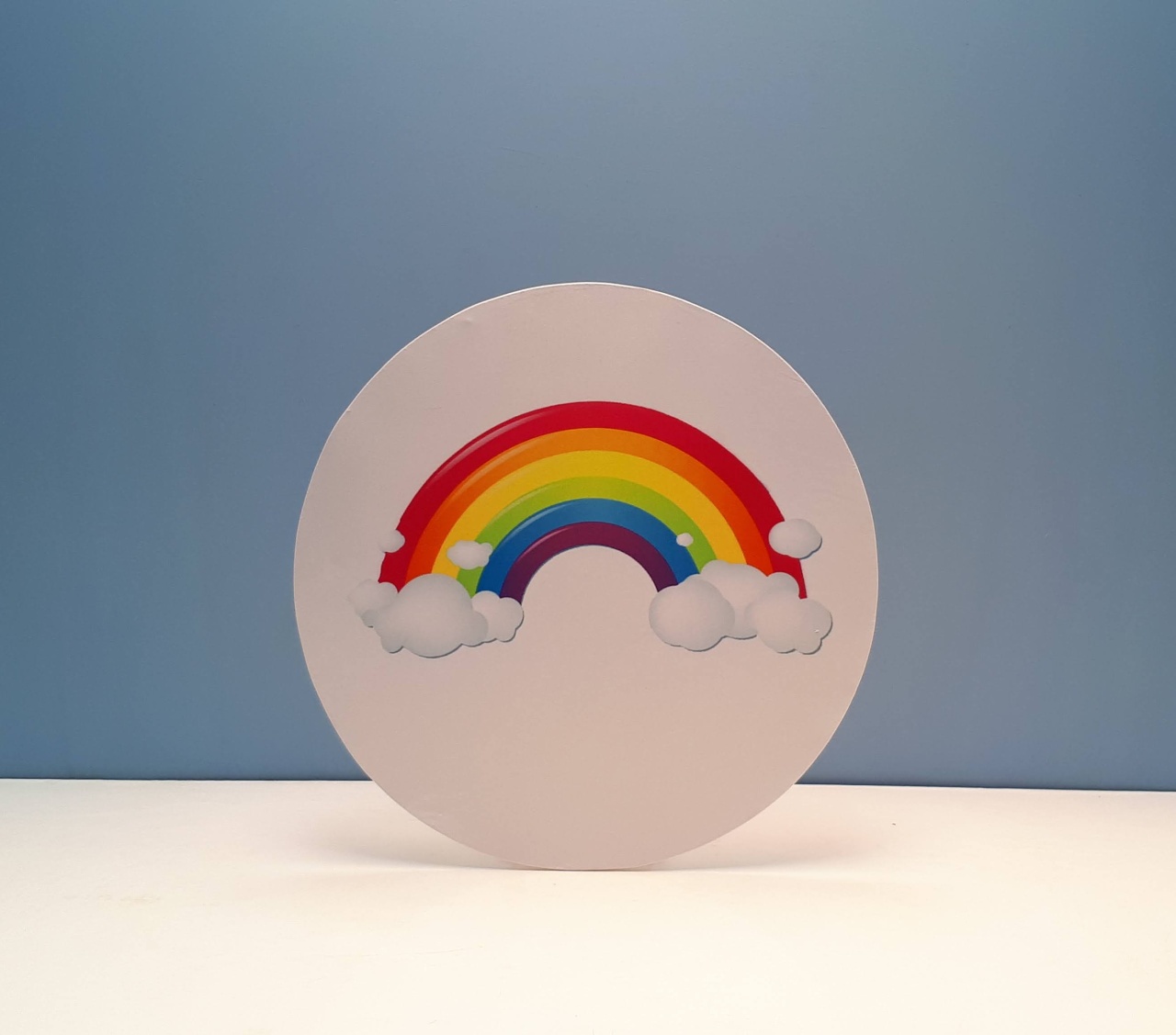 Painel Sublimado Redondo Arco Iris Nas Nuvens 60Cm - BB Festas Aluguel 
