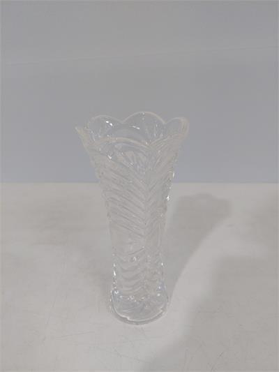 Vaso Tulipa Trabalhado Vidro P 19Cm X 9Cm - BB Festas Aluguel 