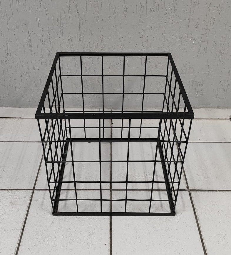 Cubo Telado P Preto + Tampo 50Cm X 50Cm X 50Cm  - BB Festas Aluguel 