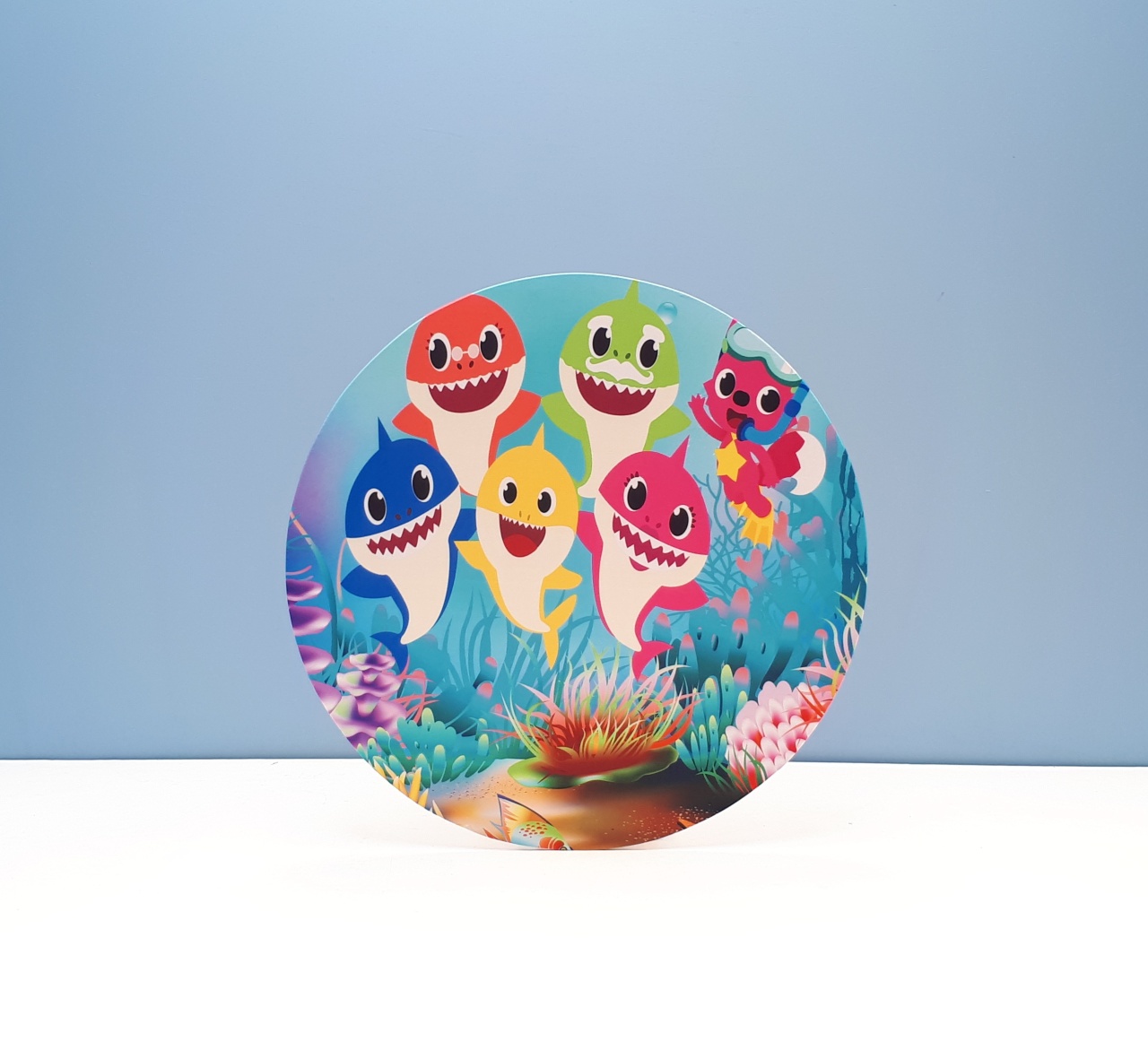 Painel Sublimado Redondo Baby Shark 60Cm - BB Festas Aluguel 