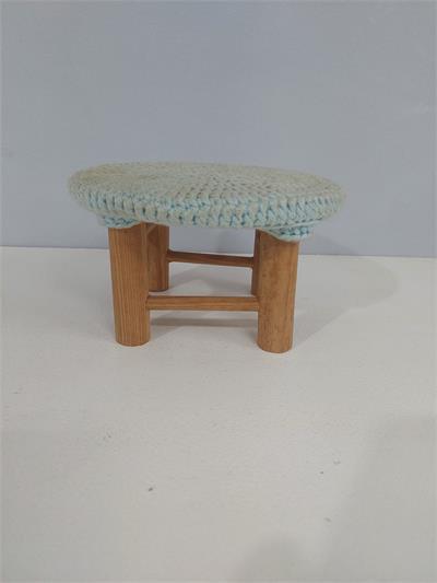Banco Redondo Crochê/P Azul Claro 10Cm Alt X 8Cm - BB Festas Aluguel 