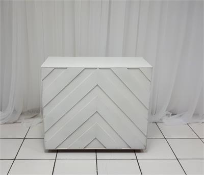 Balcão Chevron Branco 80Cm Alt X 90Cm Larg X 50Cm Comp - BB Festas Aluguel 