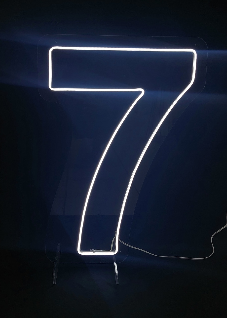 Número Led de Chão 7 - BB Festas Aluguel 