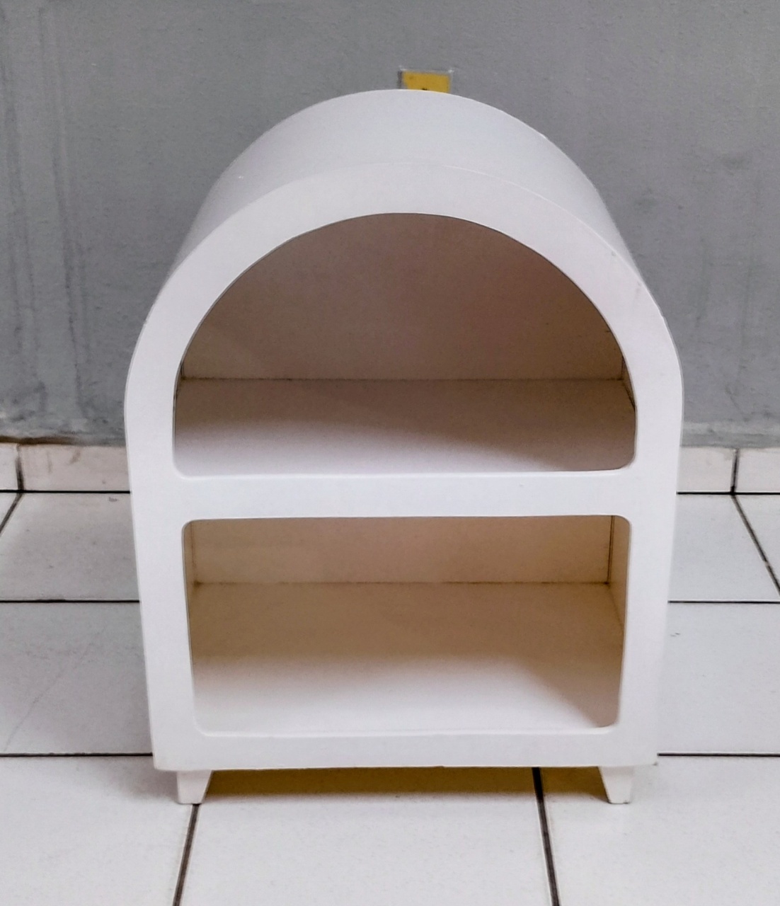 Nicho Oval Branco 65Cm Alt X 50Cm Larg X 35 Comp - BB Festas Aluguel 