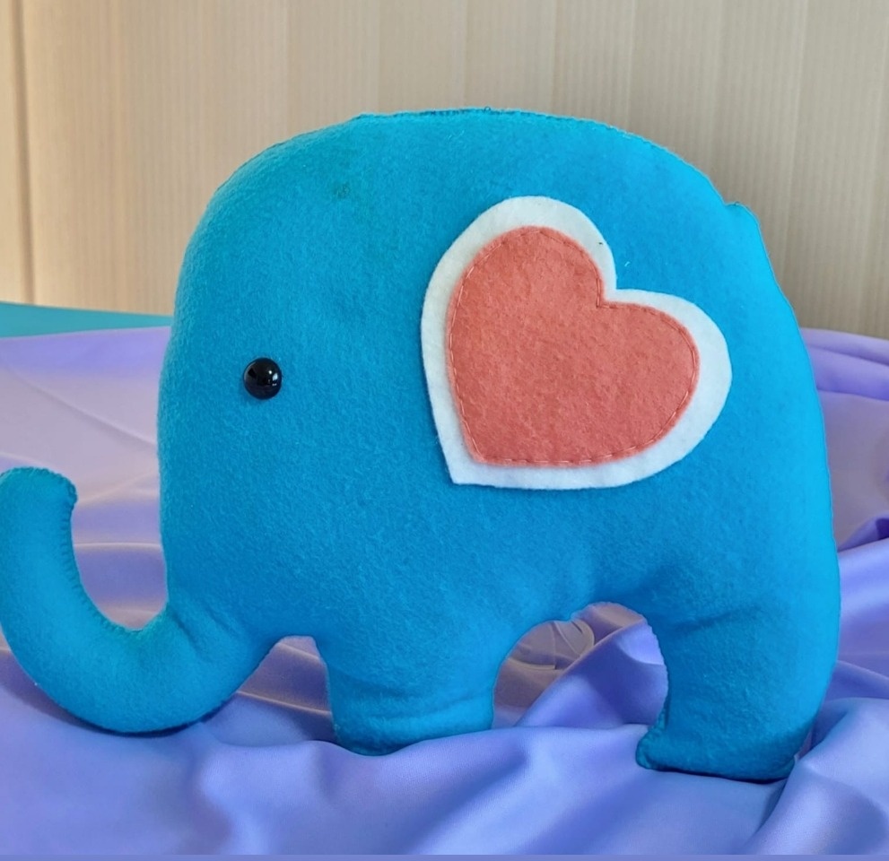 Elefante Azul Feltro - lucia mendonça decoraçoes