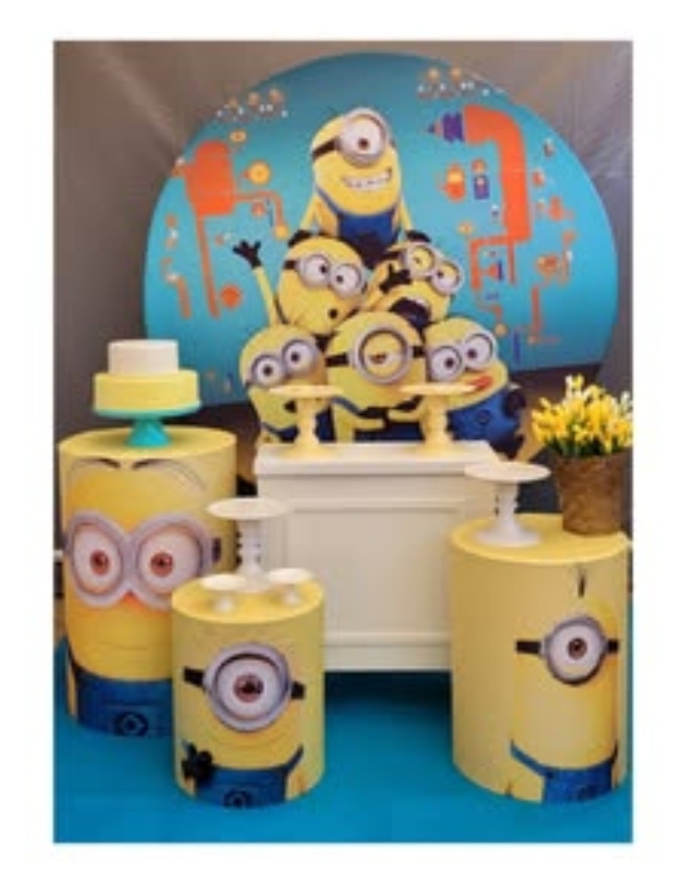 Minions M - lucia mendonça decoraçoes