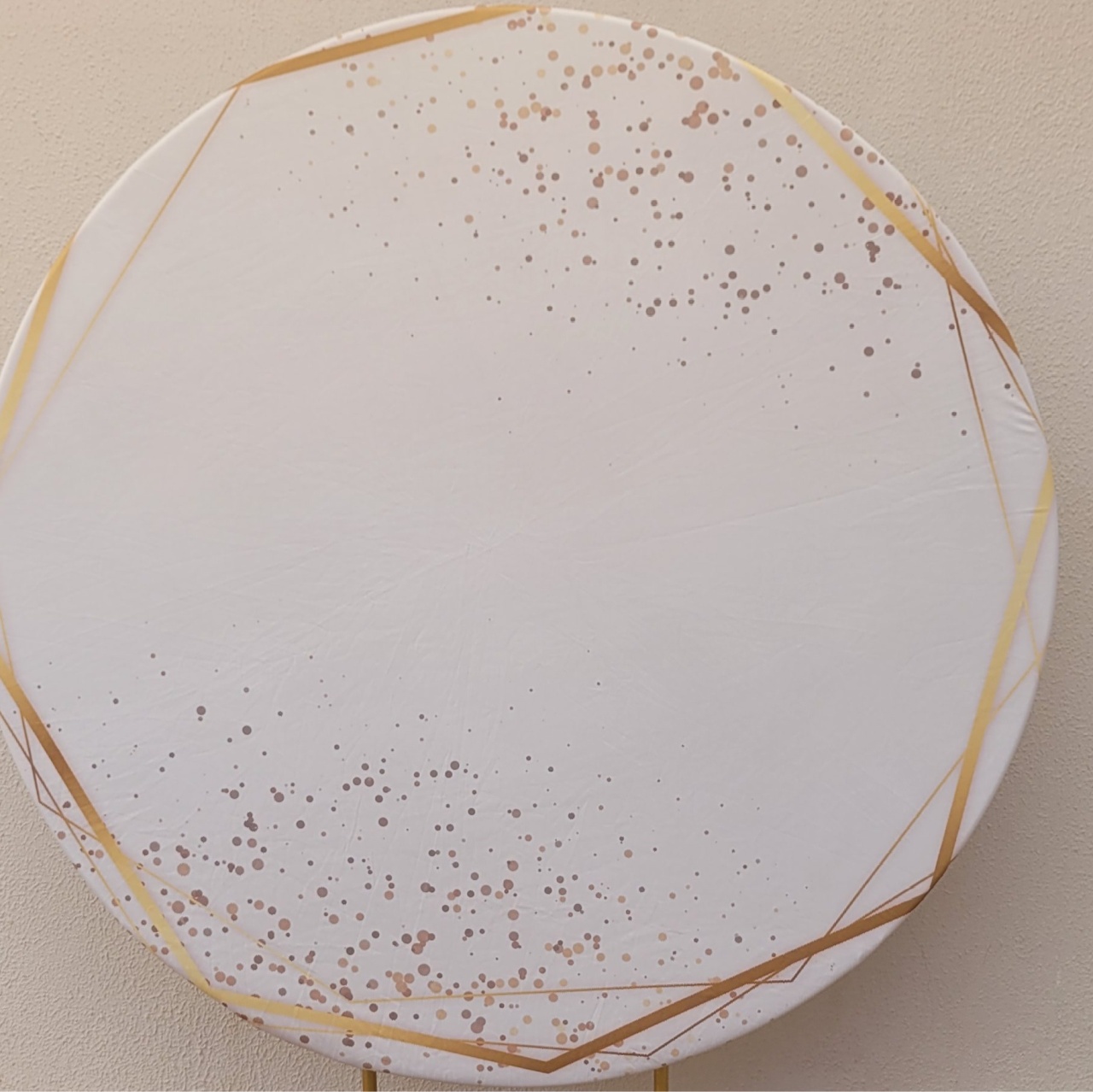 Capa Painel Branco/Dourado Glitter - lucia mendonça decoraçoes