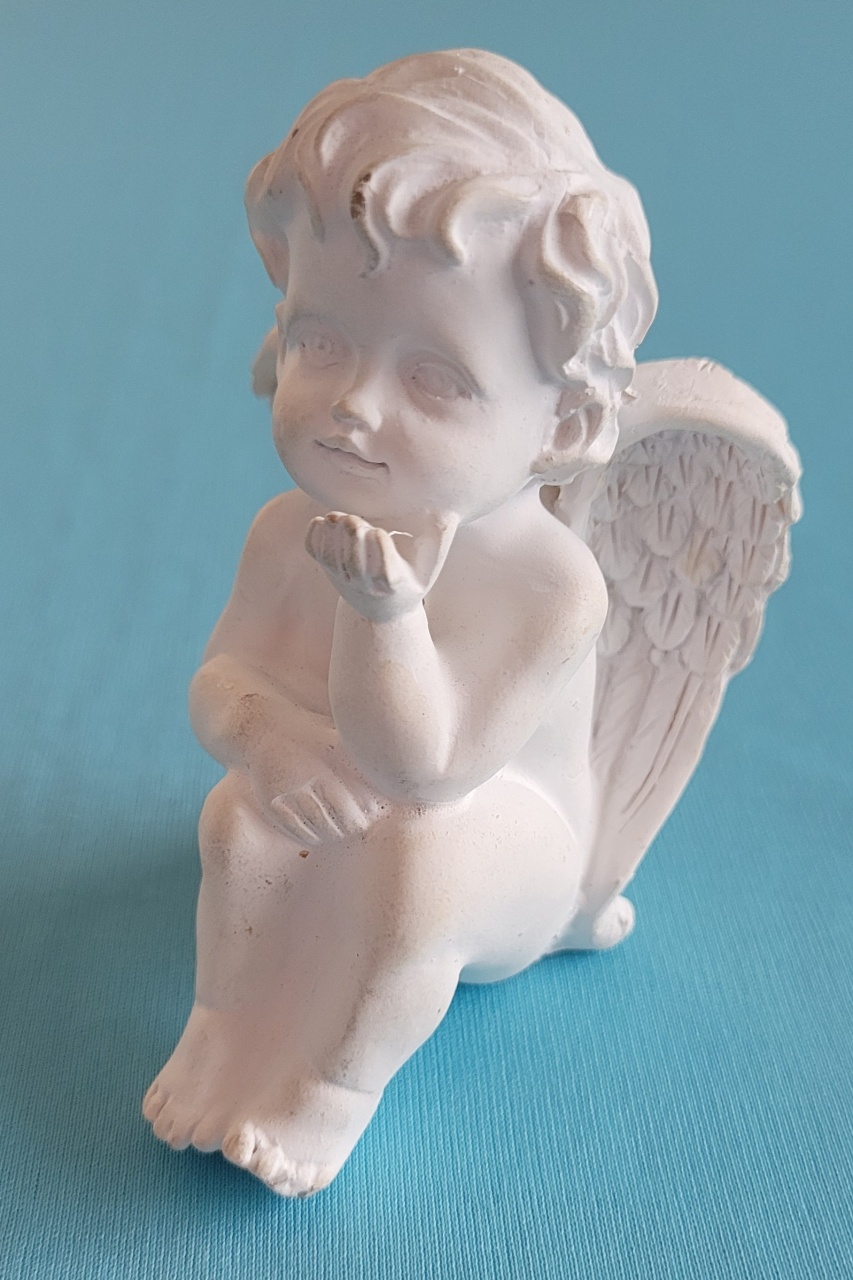 Anjo Mão Levantada P - lucia mendonça decoraçoes