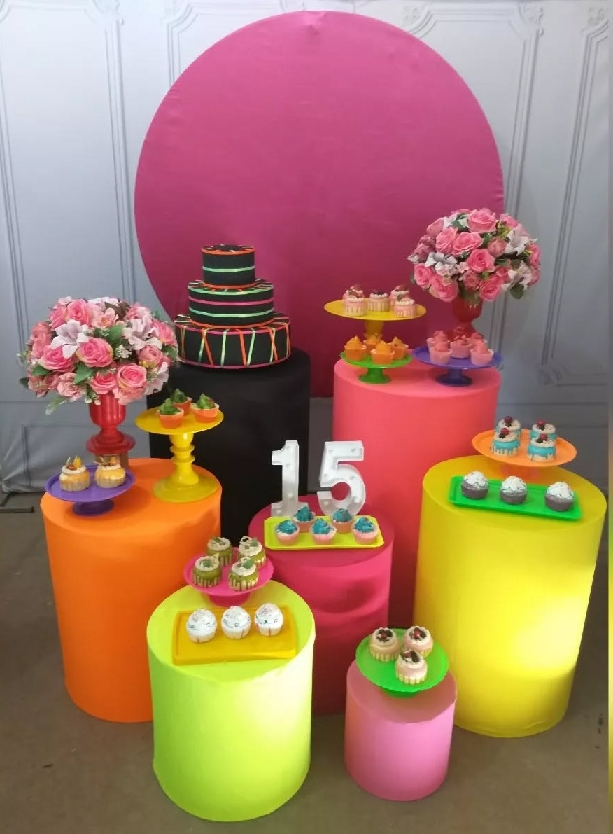 Neon 1 - Decoração  - lucia mendonça decoraçoes