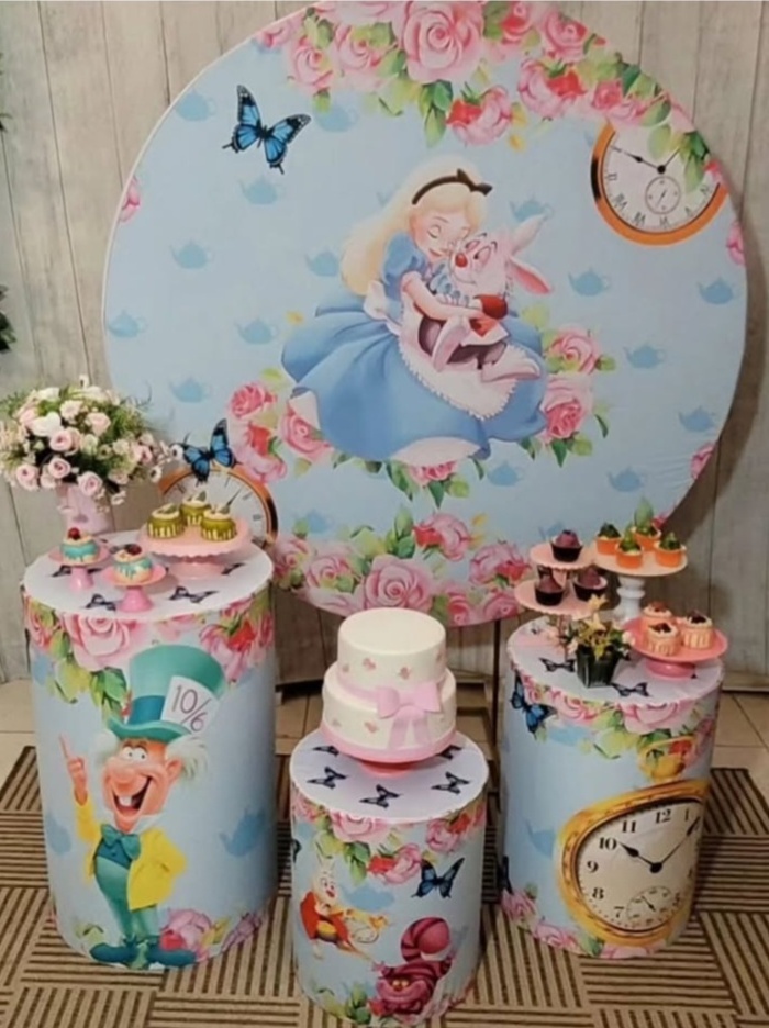 Alice No País das Maravilhas - P - lucia mendonça decoraçoes
