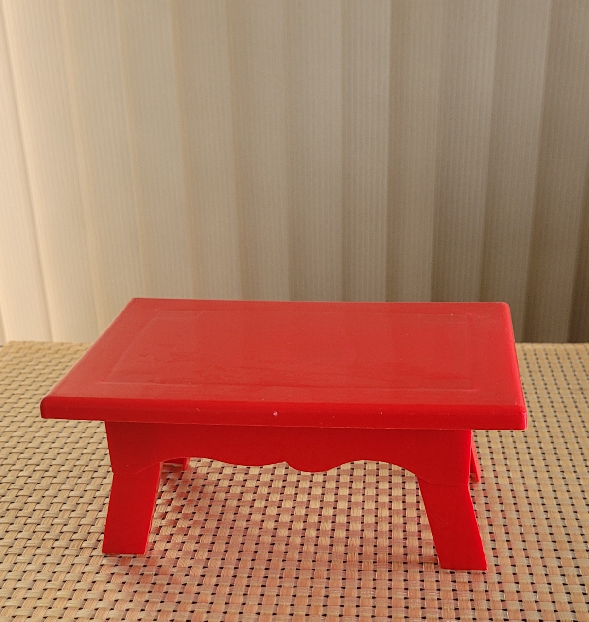Vermelho - Mesinha  - lucia mendonça decoraçoes