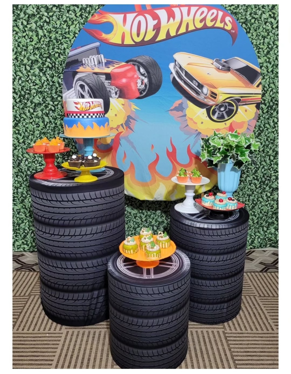 Hotwheels  M - lucia mendonça decoraçoes