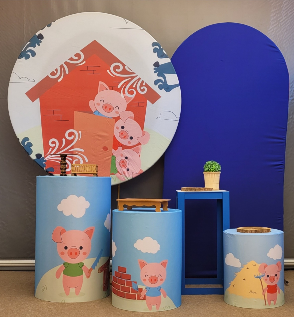 Os 3 Porquinhos - M1 - lucia mendonça decoraçoes