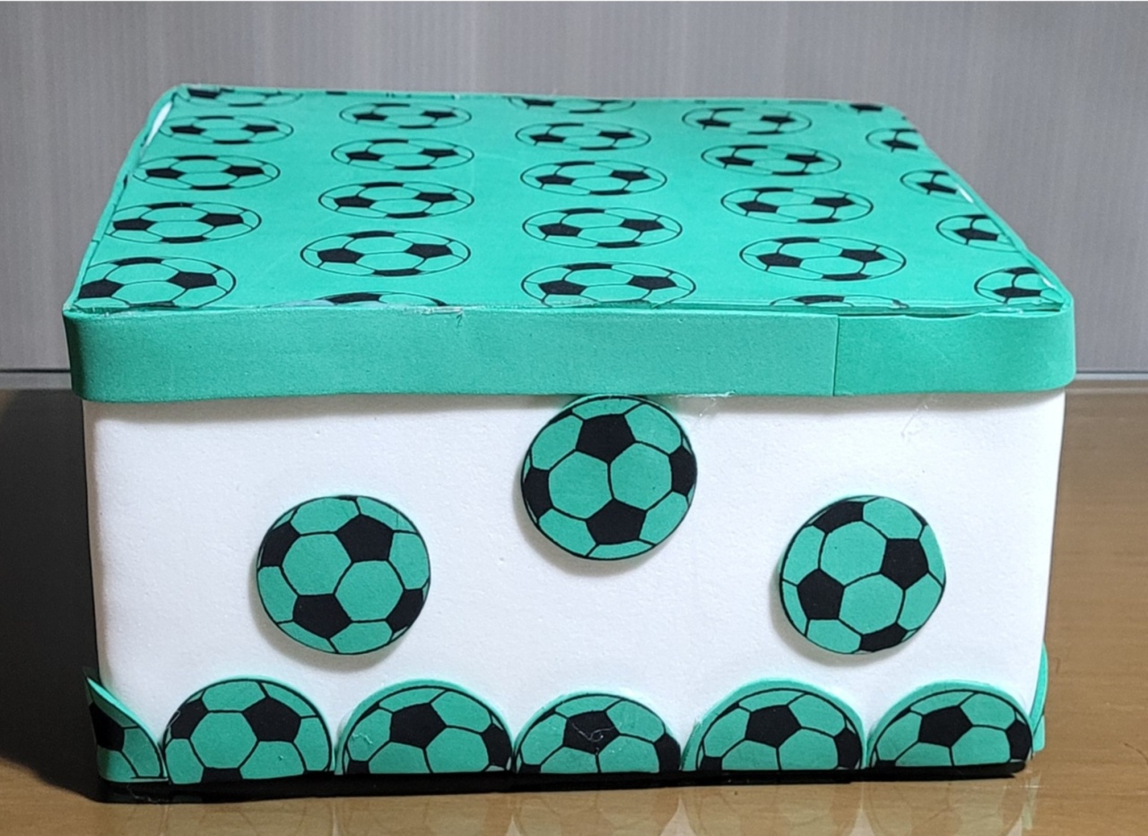 Bolo Quadrado - Futebol - lucia mendonça decoraçoes