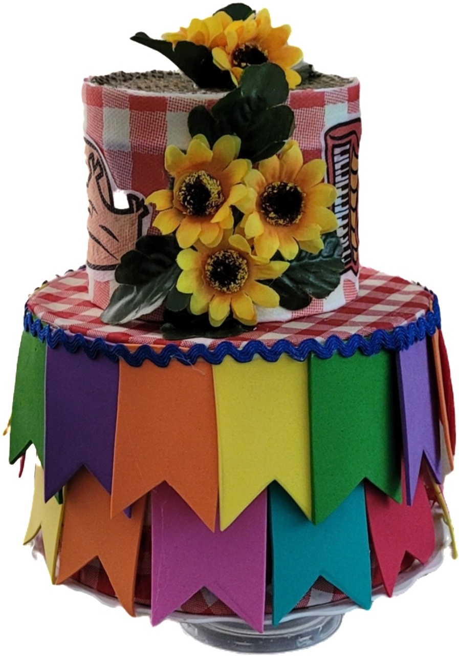 Bolo Festa Junina - Pp - lucia mendonça decoraçoes