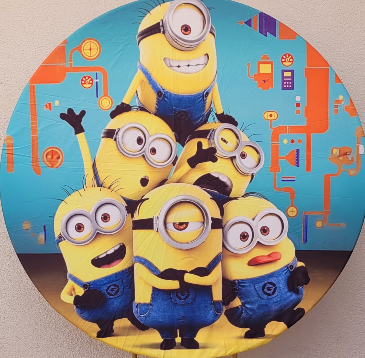 Capa Painel Minions - lucia mendonça decoraçoes