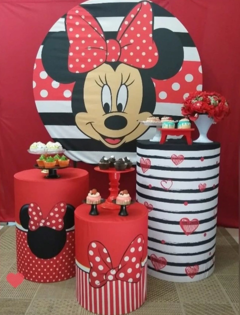 Minie Vermelha 1 - lucia mendonça decoraçoes