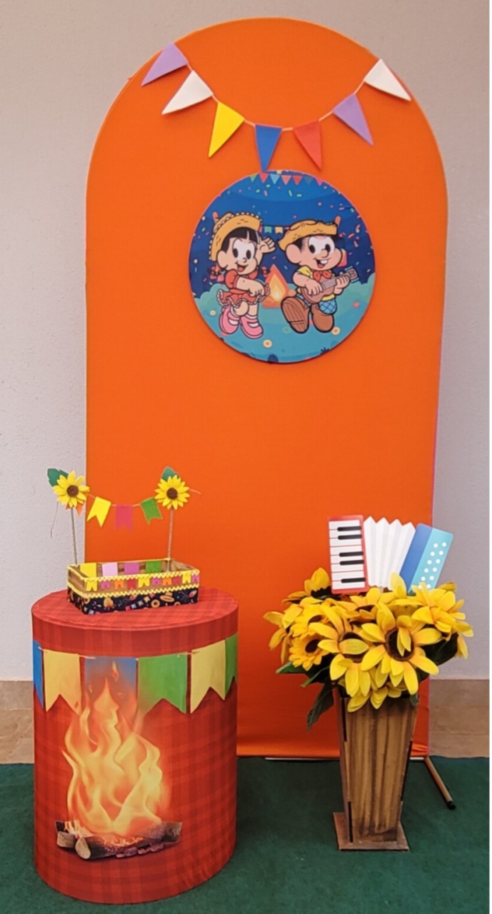 Festa Junina - Laranja - lucia mendonça decoraçoes