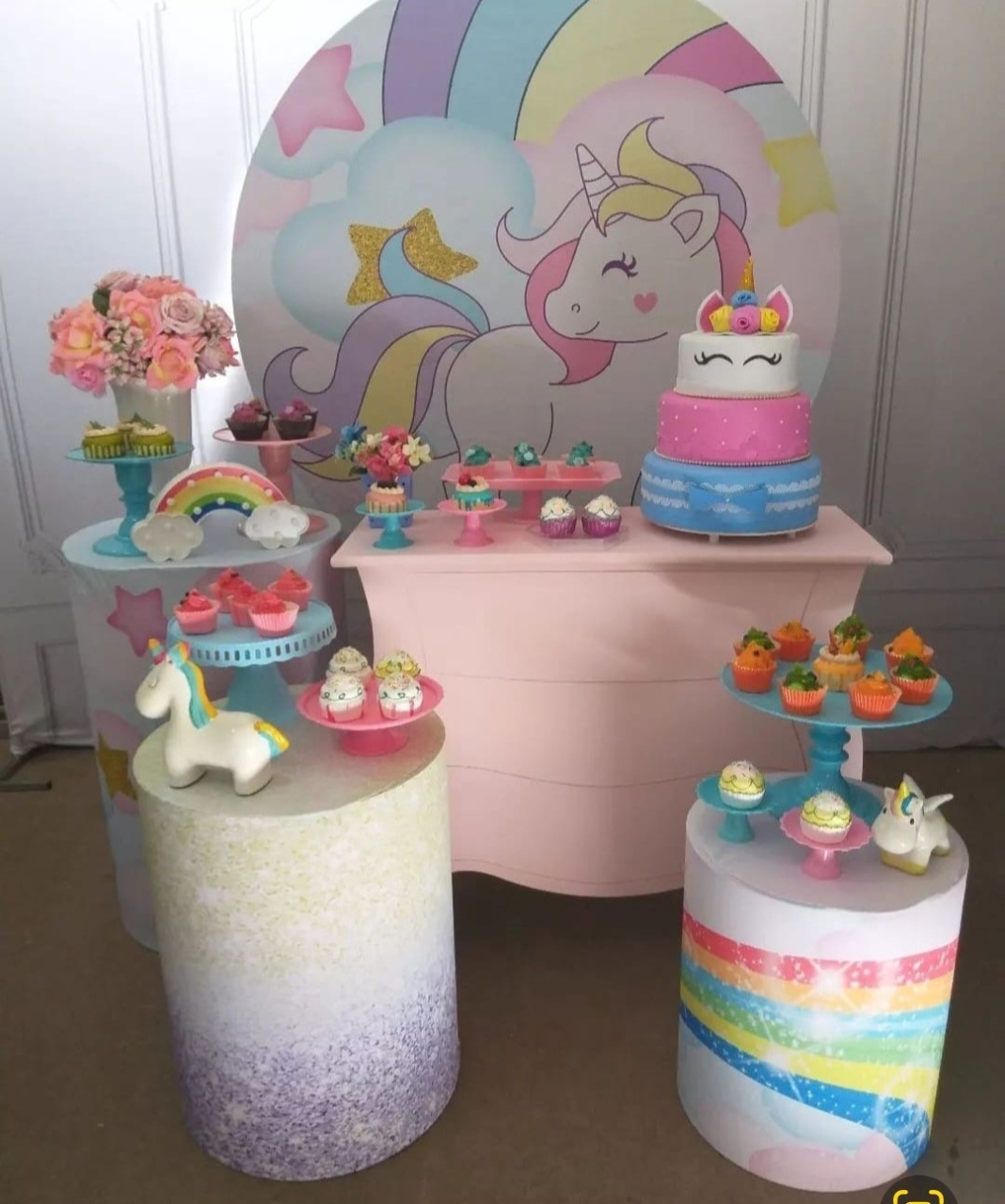 Unicórnio  - lucia mendonça decoraçoes