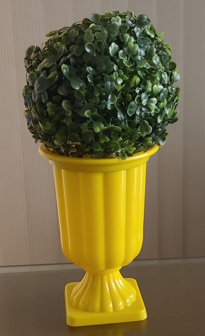 Vaso Amarelo P + Buchinho - lucia mendonça decoraçoes