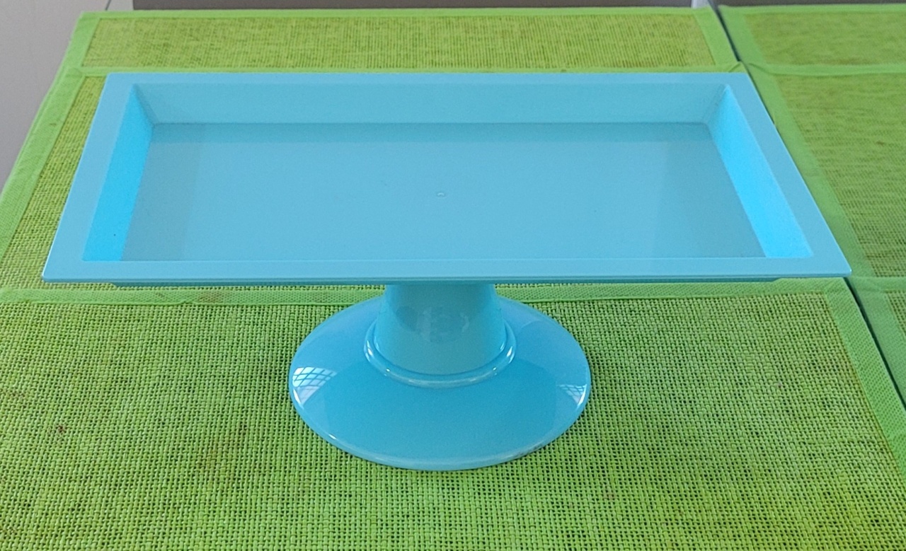 Azul Claro - Retangular Com Pé  - lucia mendonça decoraçoes