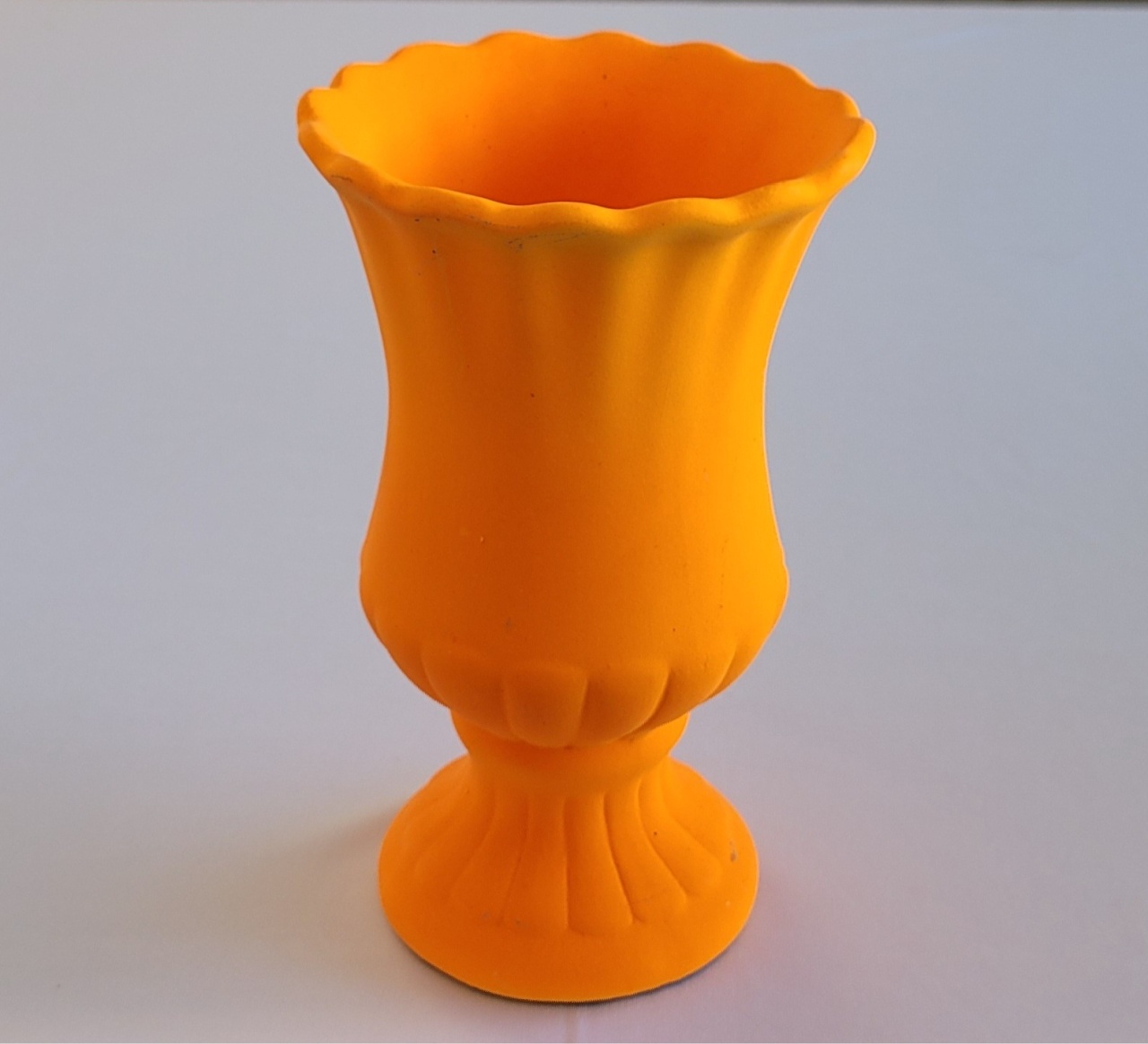Vaso Laranja Neon - lucia mendonça decoraçoes