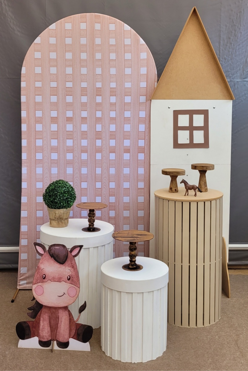 Fazendinha - Cavalo - lucia mendonça decoraçoes