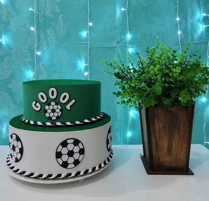 Bolo Futebol - lucia mendonça decoraçoes
