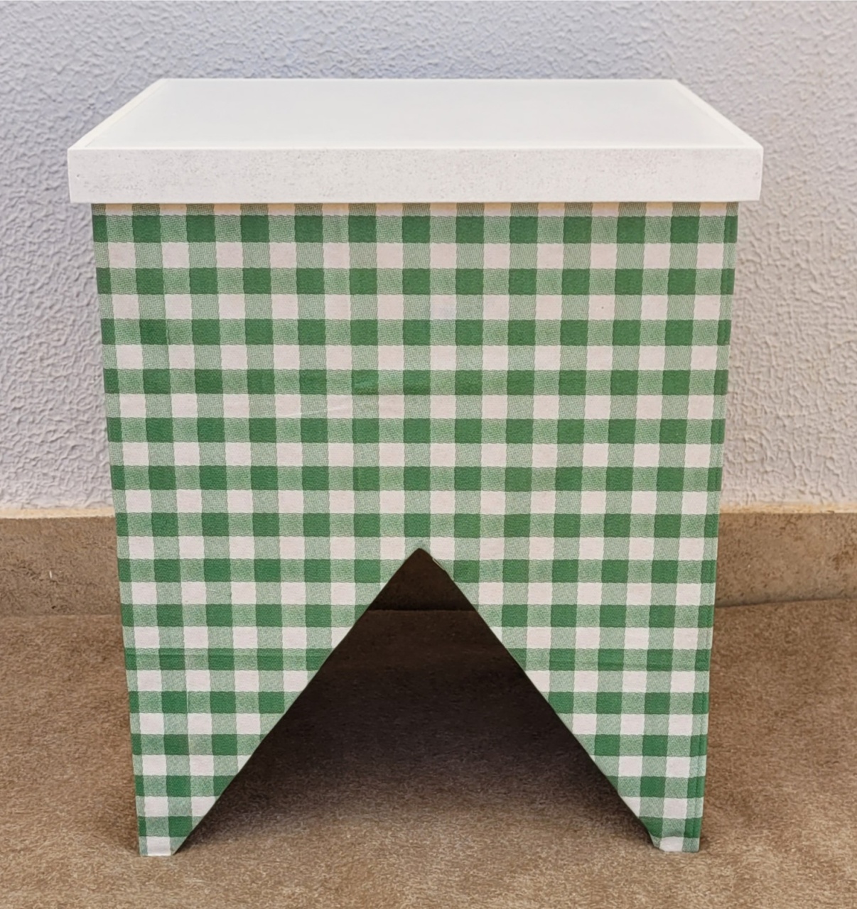 Mesa Bandeirinha Quadriculado Verde/Branco - lucia mendonça decoraçoes
