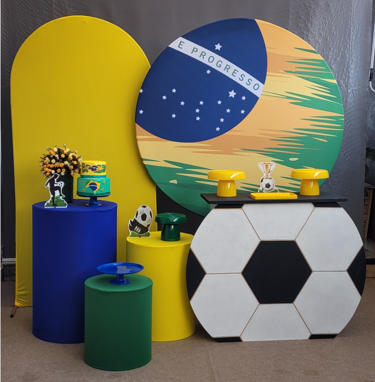 Futebol 20 - Bandeira 1 - lucia mendonça decoraçoes