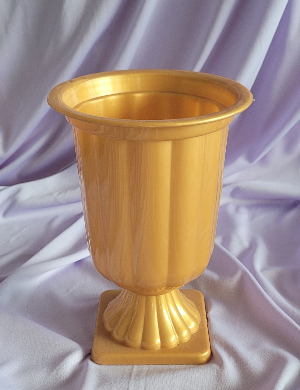 Vaso Dourado P - lucia mendonça decoraçoes