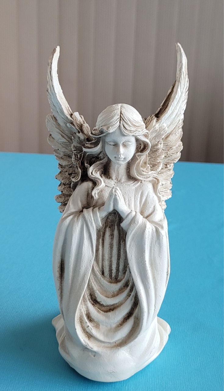 Anjo Orando - lucia mendonça decoraçoes