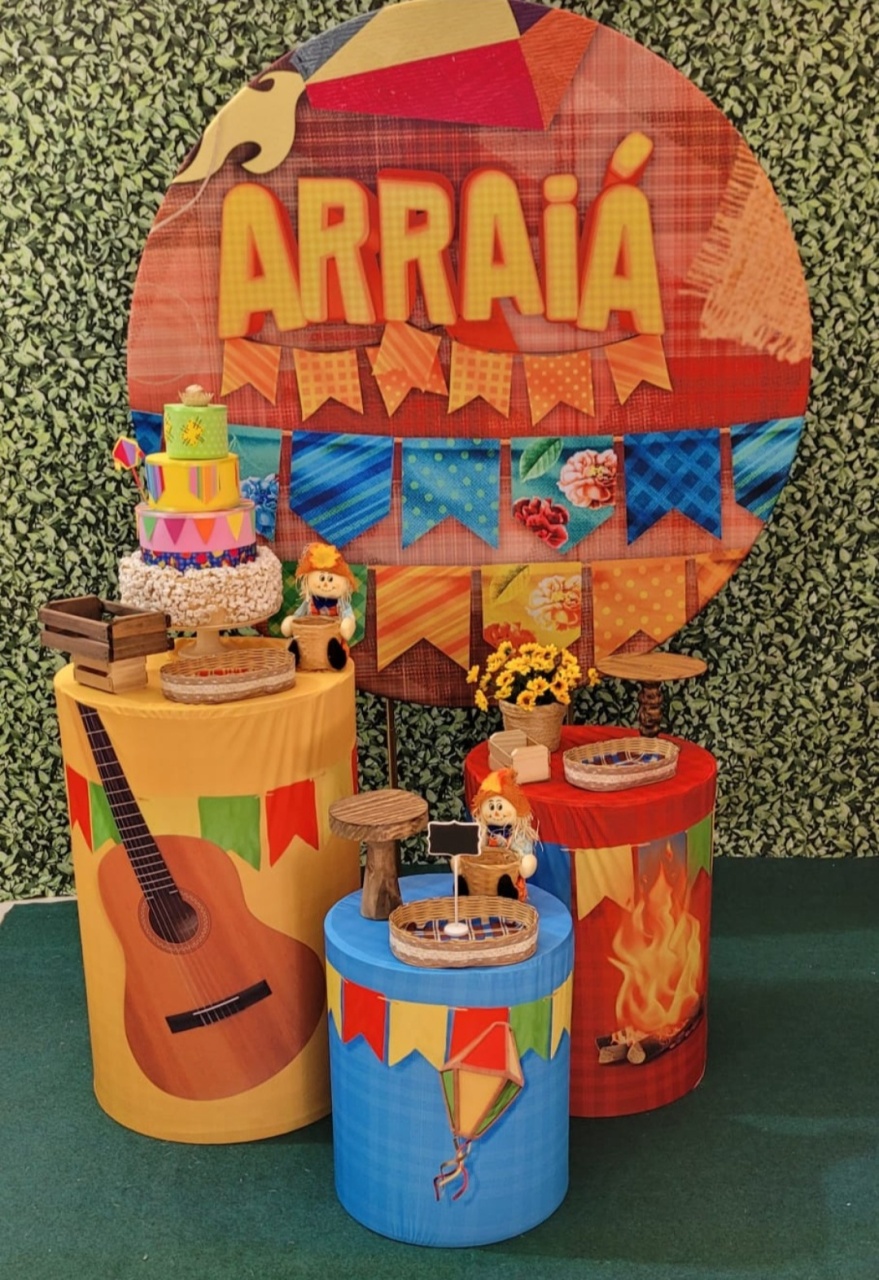 Festa Junina Arraiá - P - lucia mendonça decoraçoes