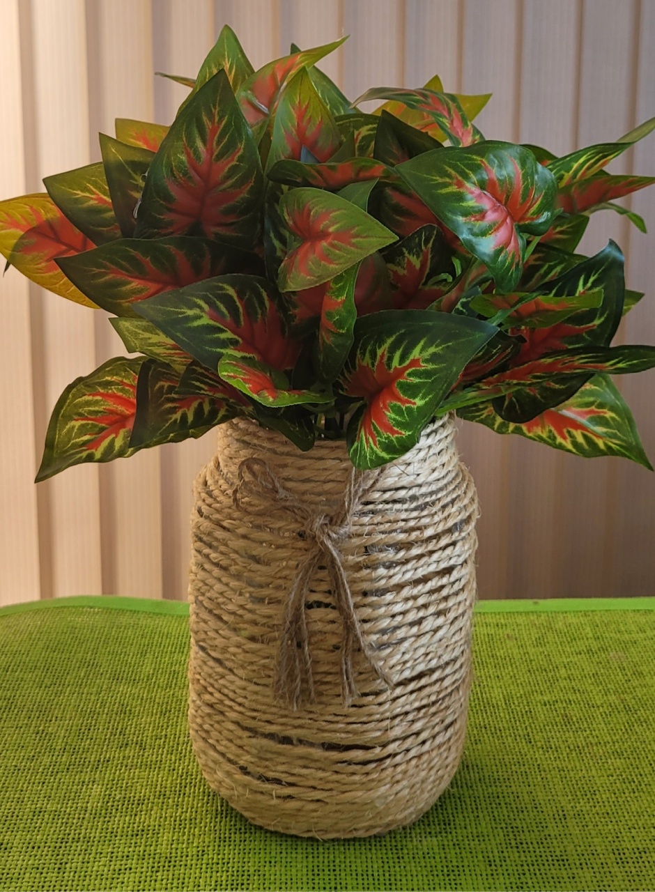 Arranjo Folhagem Vermelha - lucia mendonça decoraçoes